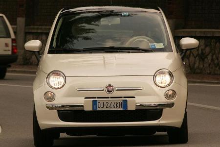 Fiats Kleinster basiert technisch auf dem Panda, er hat mit seinem Vorgänger also, abgesehen von der Optik, nichts gemein.