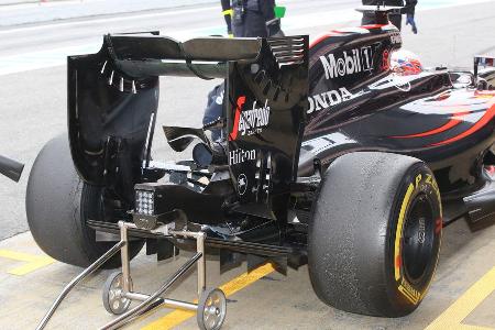 Jenson Button - McLaren - Formel 1 - Test - Barcelona - 2. Mrz 2016