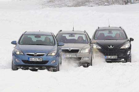 Skoda Octavia Combi 2.0 TDI Elegance, Peugeot 308 SW HDi FAP 140 Platinum, Opel Astra Sports Tourer 2.0 CDTi Sport