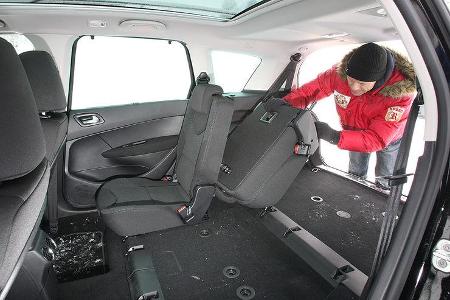 Peugeot 308 SW HDi FAP 140 Platinum Innenraum