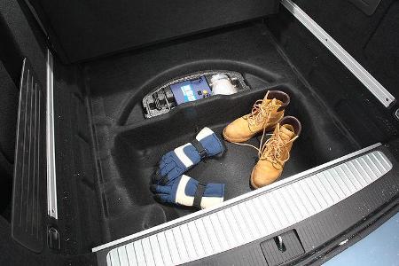 Opel Astra Sports Tourer 2.0 CDTi Sport Kofferraum