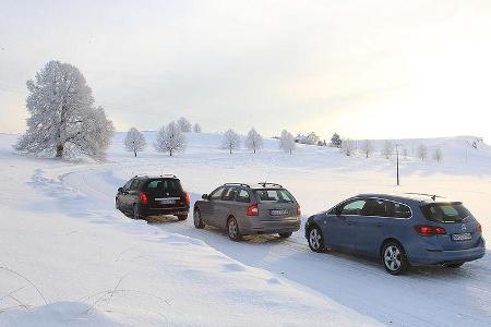 Skoda Octavia Combi 2.0 TDI Elegance, Peugeot 308 SW HDi FAP 140 Platinum, Opel Astra Sports Tourer 2.0 CDTi Sport