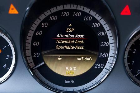 Mercedes E 200 T Avantgarde, Tacho