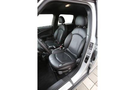 Mini Cooper SD Countryman All4, Fahrersitz