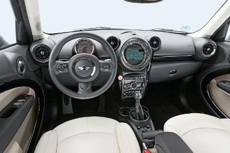 Mini Cooper Countryman, Cockpit