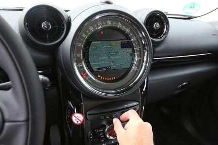 Mini Cooper Countryman, Zentralkinstrument