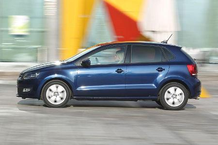 Er beschleunigt in 11,3 Sekunden auf Tempo 100. Bei verhaltener Fahrweise sind Vier-Liter-Werte möglich, und selbst die Drei...