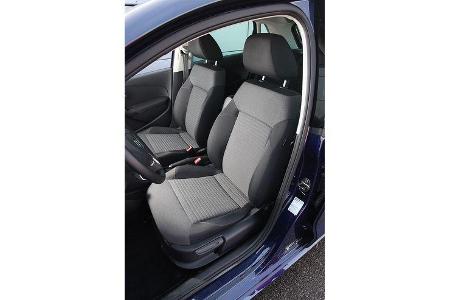 Gewohnt ordentlich verarbeites Interieur.