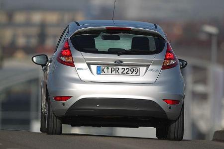 Der CO2-Ausstoß beträgt 98 Gramm.