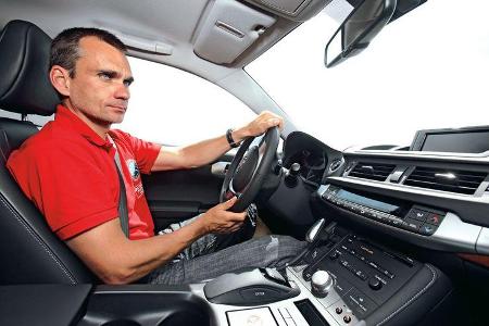 Porträt, Jörn Thomas