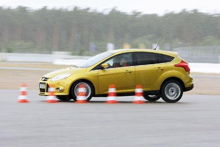 Ford Focus 1.6 Ti-VCT, Bremstest, Seitenansicht