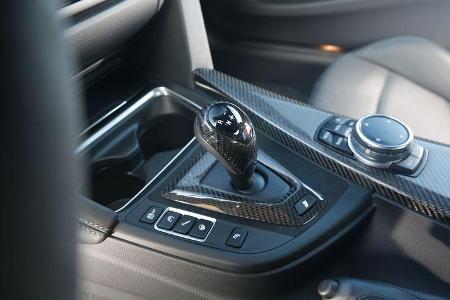 BMW M4 Performance, Mittelkonsole