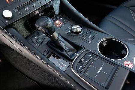 Lexus RC F, Mittelkonsole