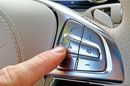 Mercedes S 500 4Matic Coupé, Infotainment