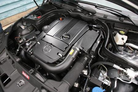 Mercedes C 180 CGI, Motor