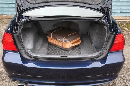 BMW 318i, Kofferraum