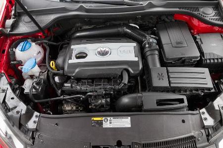 VW Golf GTI Cabrio, Motor