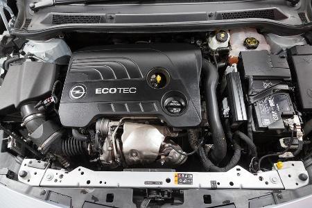 Opel Cascada 1.6 SIDI Turbo, Motor
