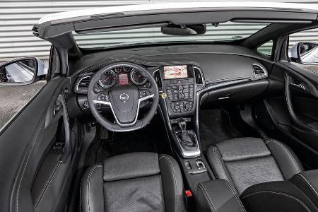 Opel Cascada 1.6 SIDI Turbo, Cockpit