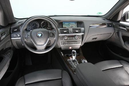 BMW X3 x-Drive 30d, Cockpit, Lenkrad