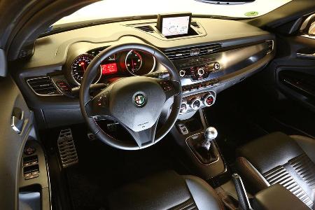 Alfa Romeo Giulietta, Cockpit, Lenkrad