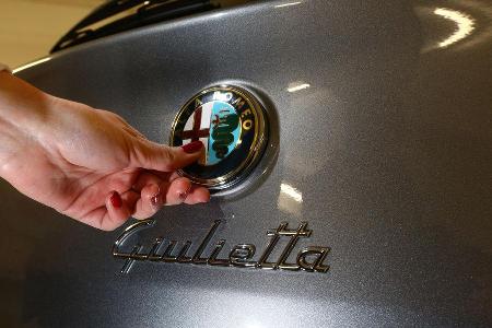 Alfa Romeo Giulietta, Heck, Emblem