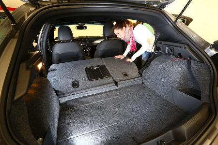 Alfa Romeo Giulietta, Ladeflche, Sitze umklappen