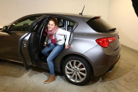 Alfa Romeo Giulietta, Rcksitz, Aussteigen