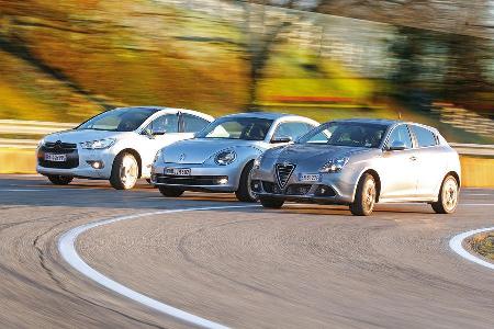 Alfa Romeo Giulietta, Citron DS4, VW Beetle, Seitenansicht