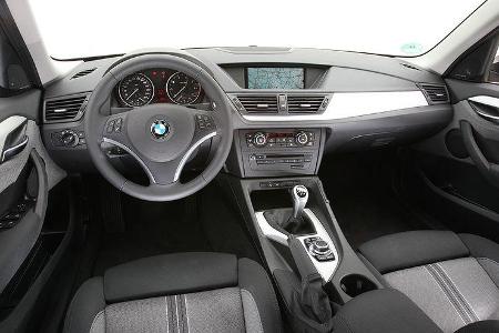 BMW X1, Cockpit
