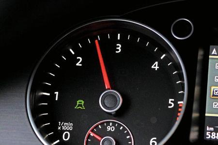 VW Passat 2.0 TDI Variant, Drehzahlmesser