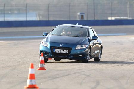 Honda CR-Z Sport, Frontansicht, Slalom