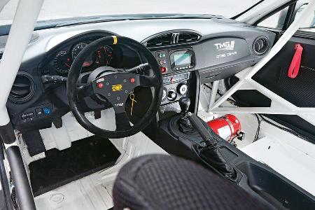 Toyota GT86 CS-V3, Cockpit