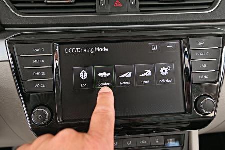 Skoda Superb 2.0 TDI, Bedienelemente