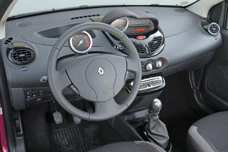 Renault Twingo 1.2, Cockpit, Lenkrad