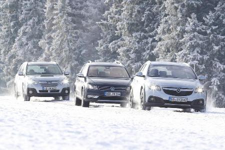 Opel Insignia Country Tourer 2.0 CDTI, Subaru Outback 2.0D, VW Passat Alltrack 2.0 TDI, Front