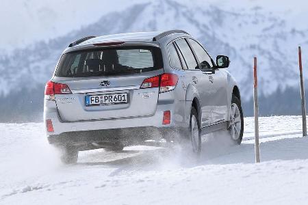 Subaru Outback 2.0D, Heckansicht