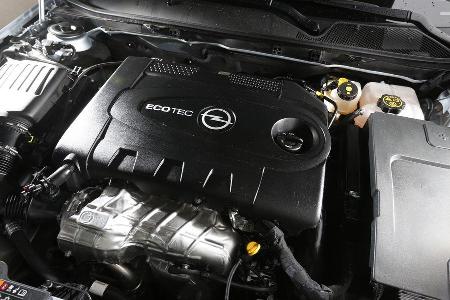 Opel Insignia Country Tourer 2.0 CDTI, Motor