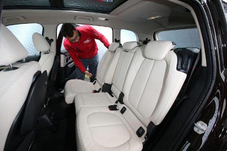 BMW 218d Gran Tourer, Fondsitze