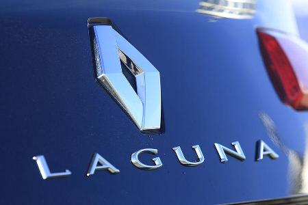 Beim Zwischensprint von 80 auf 120 km/h nimmt das 204-PS-Coupé der 238-PS-Version im sechsten Gang stattliche sechs Sekunden...