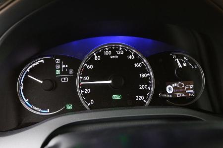 Lexus CT 200h, Rundinstrumente