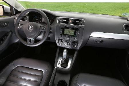 VW Jetta Hybrid, Cockpit, Lenkrad