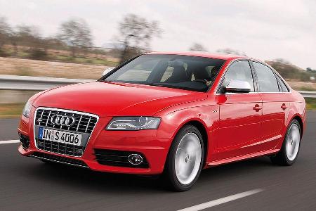 Der neue Motor ist nicht nur leichter geworden, sondern er sitzt auch 15 cm weiter hinten im Motorraum.