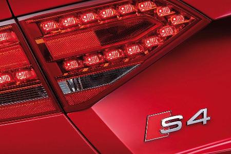 Zum Grundpreis von 50.950 Euro wird der S4 ab März 2009 zu haben sein. Kein Schnäppchen, aber dennoch rund 5.000 Euro günsti...