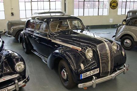 12/2015 - Opel Werkstatt, Rsselsheim, berblick - die Highlights des Museums - mokla1215