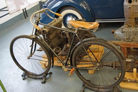 12/2015 - Opel Werkstatt, Rsselsheim, berblick - die Highlights des Museums - mokla1215