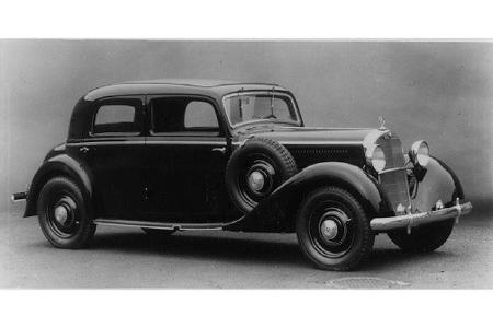 Mercedes 260 D - schwarzweiss