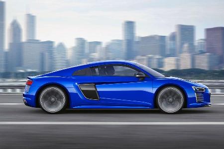 Audi R8 e-tron piloted driving - CES Asia 2015
