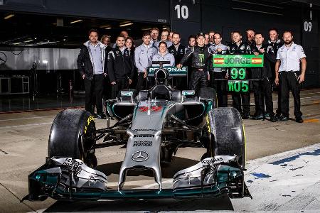 Jorge Lorenzo - Mercedes AMG W05 - Formel 1 Testrun - Silverstone - 5. Oktober 2016