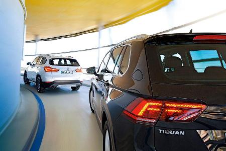 BMW X1 xDrive 20d, VW Tiguan 2.0 TDI 4Motion, Heckansicht